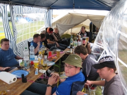 We09